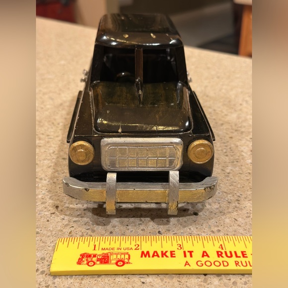 All Wood Car 11”  With Realistic Accessories and Details.Realistic Handles/decor - Picture 14 of 16